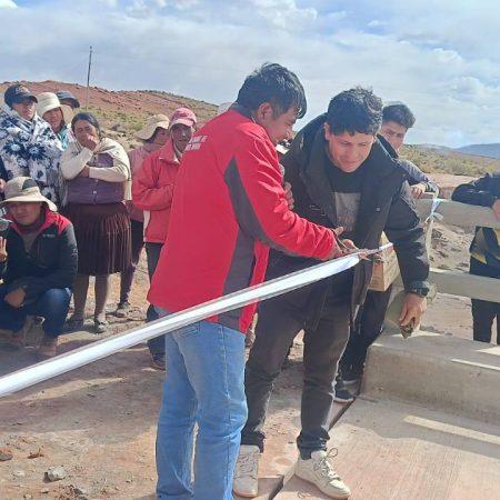 Entrega del Proyecto Construcción Puente vehicular cerro colorado